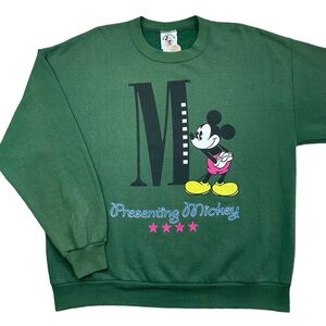VTG 90s Disney World Mickey & Co. Mouse Crewneck Sweatshirt Green Adult size XL